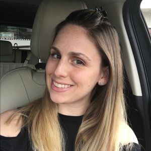 Meet your Posher, Melissa